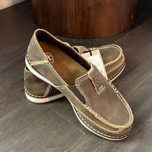 Ariat Cruiser Brown Bomber,leather upper,,EVA midsole tread sole,slip on loafer